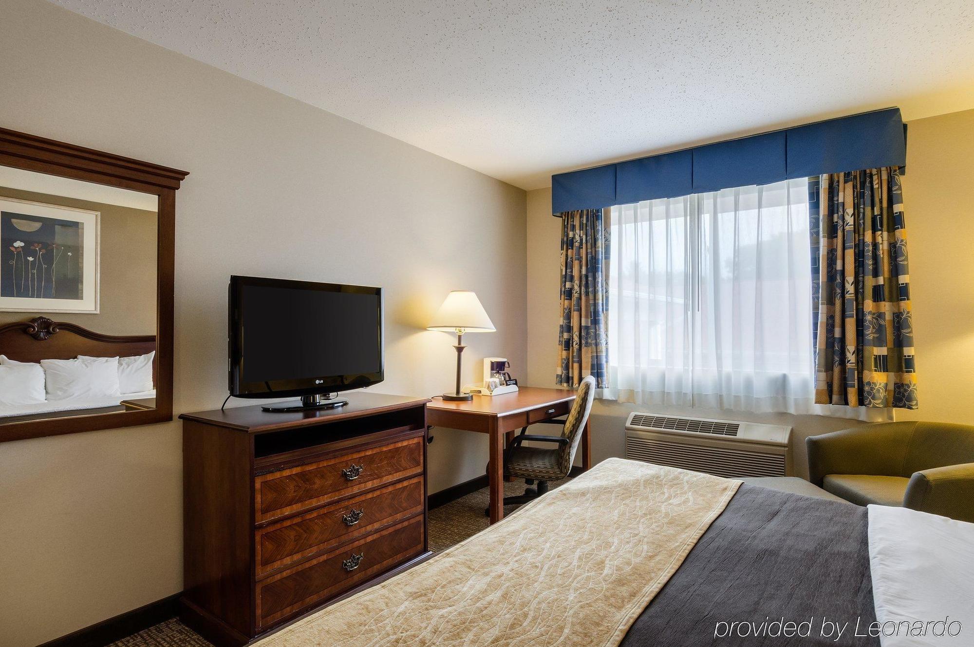 Towneplace Suites By Marriott Hadley Amherst Exteriér fotografie