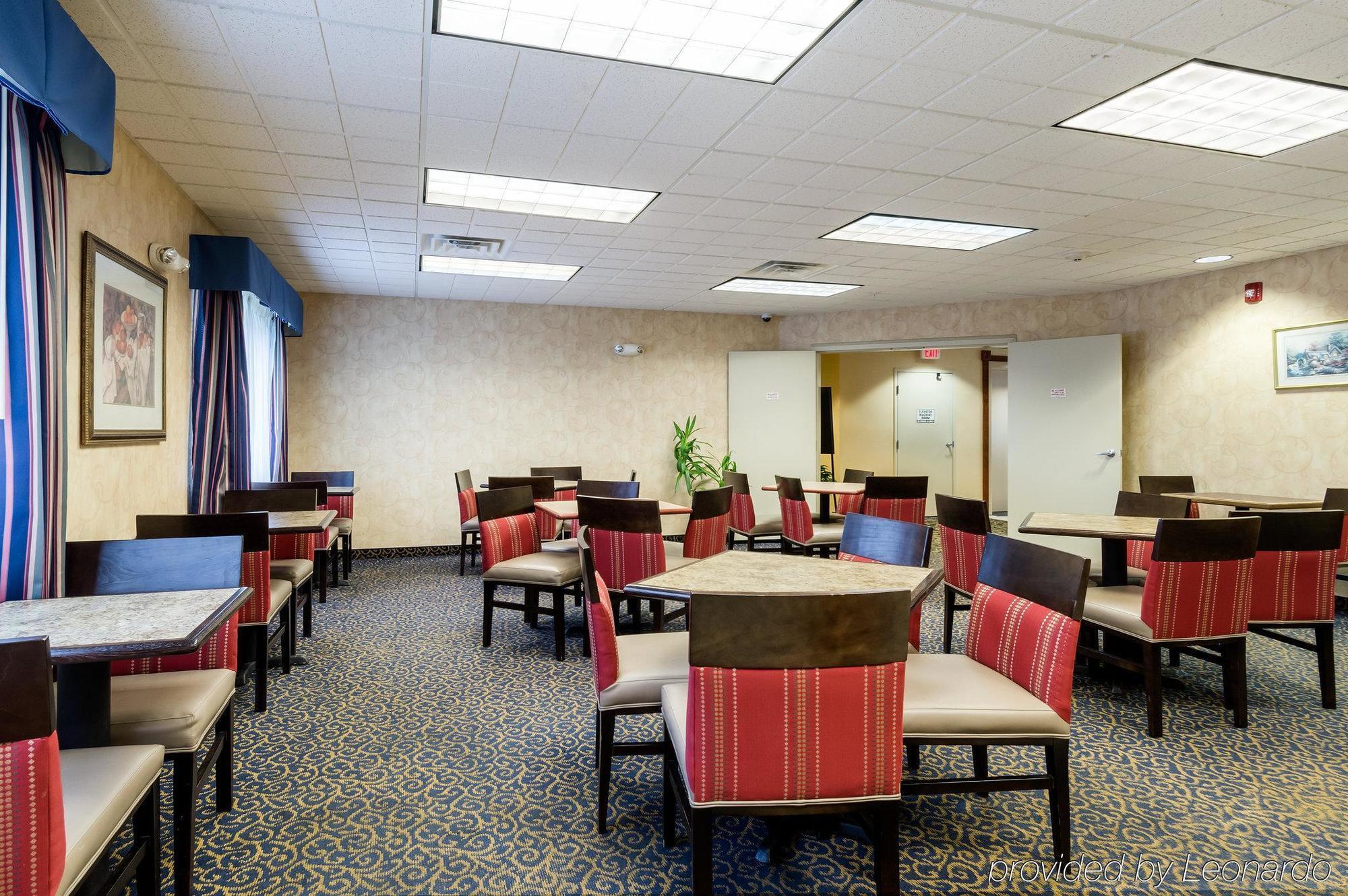 Towneplace Suites By Marriott Hadley Amherst Exteriér fotografie